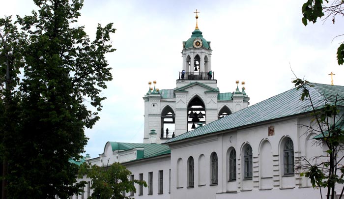 Спасо-Преображенский монастырь - территория Ярославского музея-заповедника