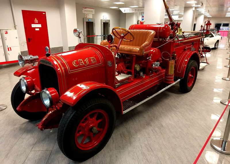 Пожарная машина, выпуска 1928 года - один из музейный раритетов