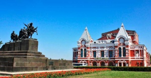 Площадь Чапаева