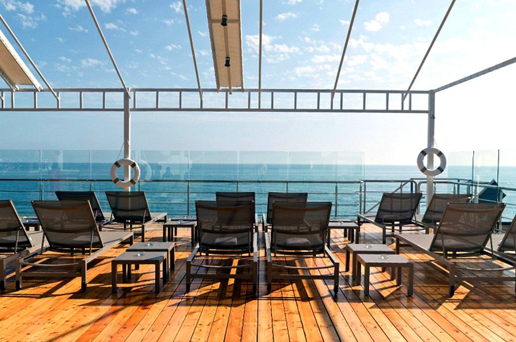 Хотите чего-то необычного? Посетите пляж "Платформа"