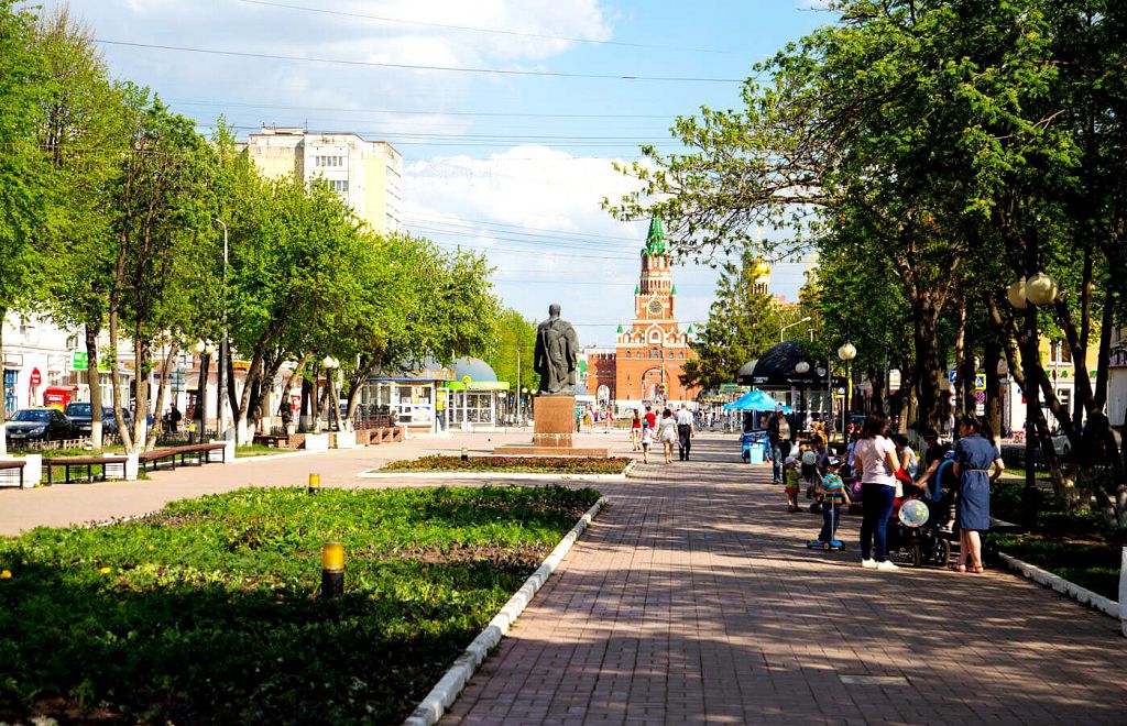 Бульвар Чавайна - одно из красивых и располагающих к релаксу территорий города Бульвар Чавайна - одно из красивых и располагающих к релаксу территорий города