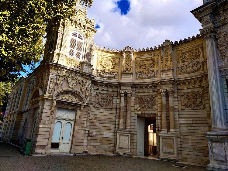 Посещение музея лучше планировать на первую половину дня