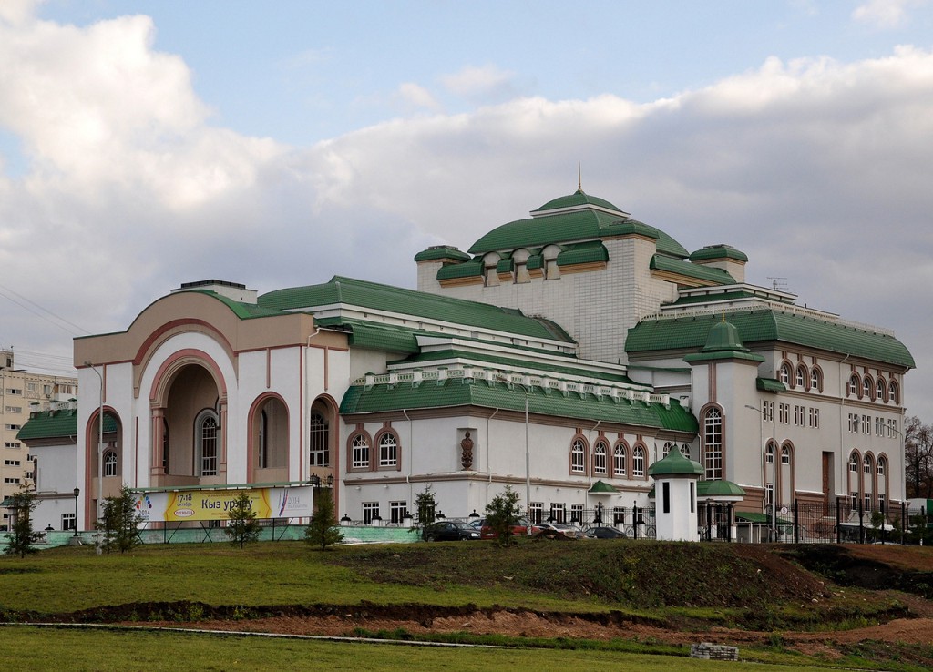 Здание татарского театра НУР