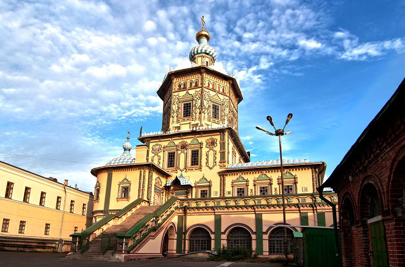 интерьер петропавловского собора в казани