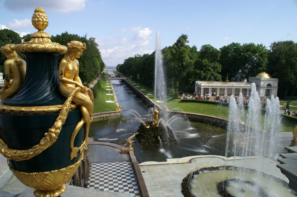 Вид на морской канал Петергоф 2025 Вид на морской канал Петергоф 2025