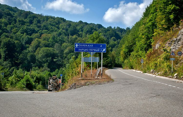 Добраться до Солохаула можно на своем авто или на автобусе