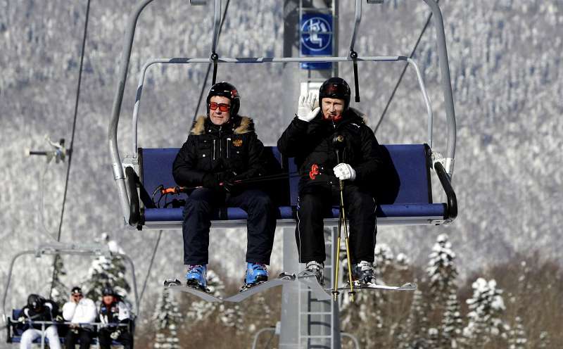 Первые лица государства предпочитают отдых в ГЛК "Газпром"