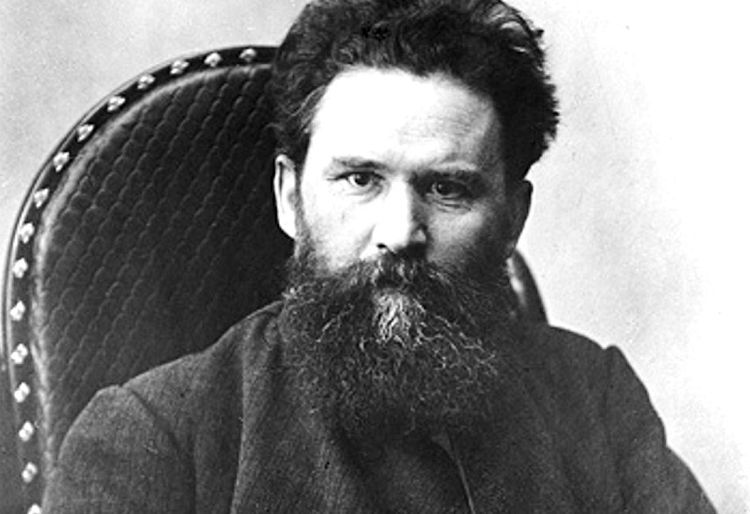 Волею случая писатель В.Короленко также был жителем джанхотского имения