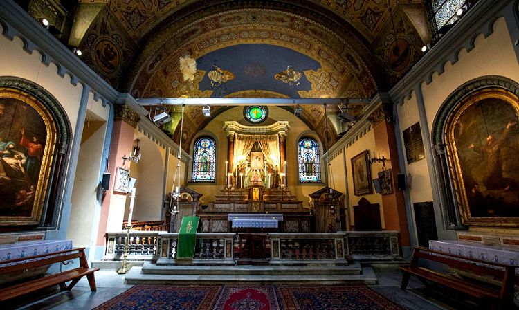 В таких старинных храмах, как храм Марии Драперис, царит удивительная аура