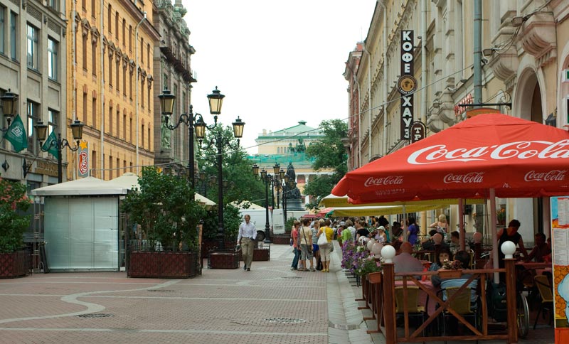 Малая Садовая улица Петербурга