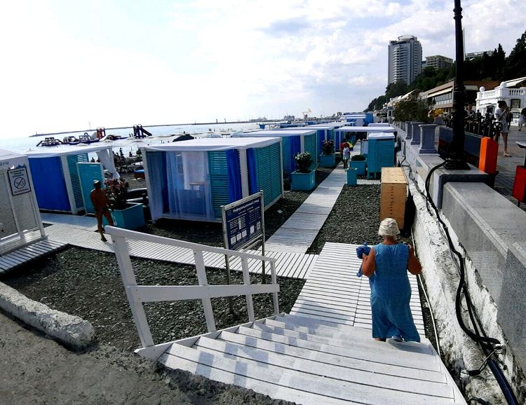 На "Приморском" пляже есть условия отдыха на любой вкус