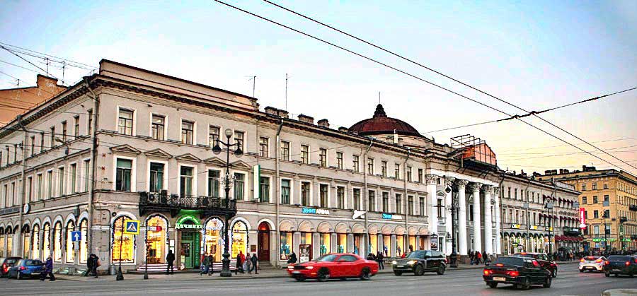 Дом голландской церкви на Невском проспекте