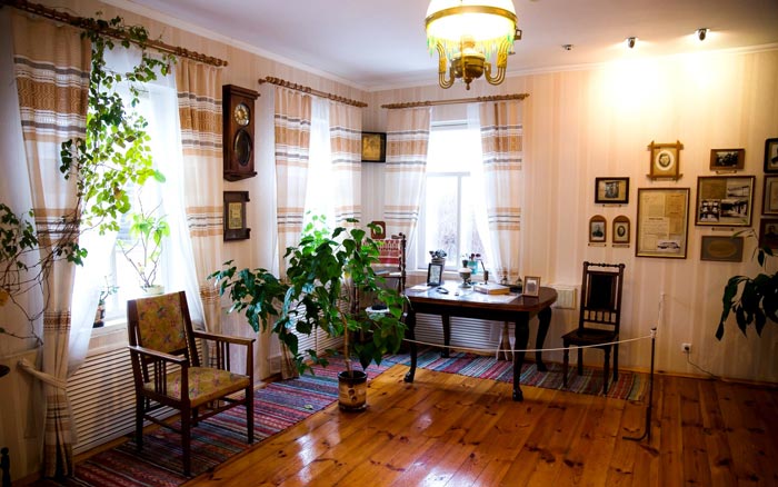 Интерьер Музея М.Богдановича