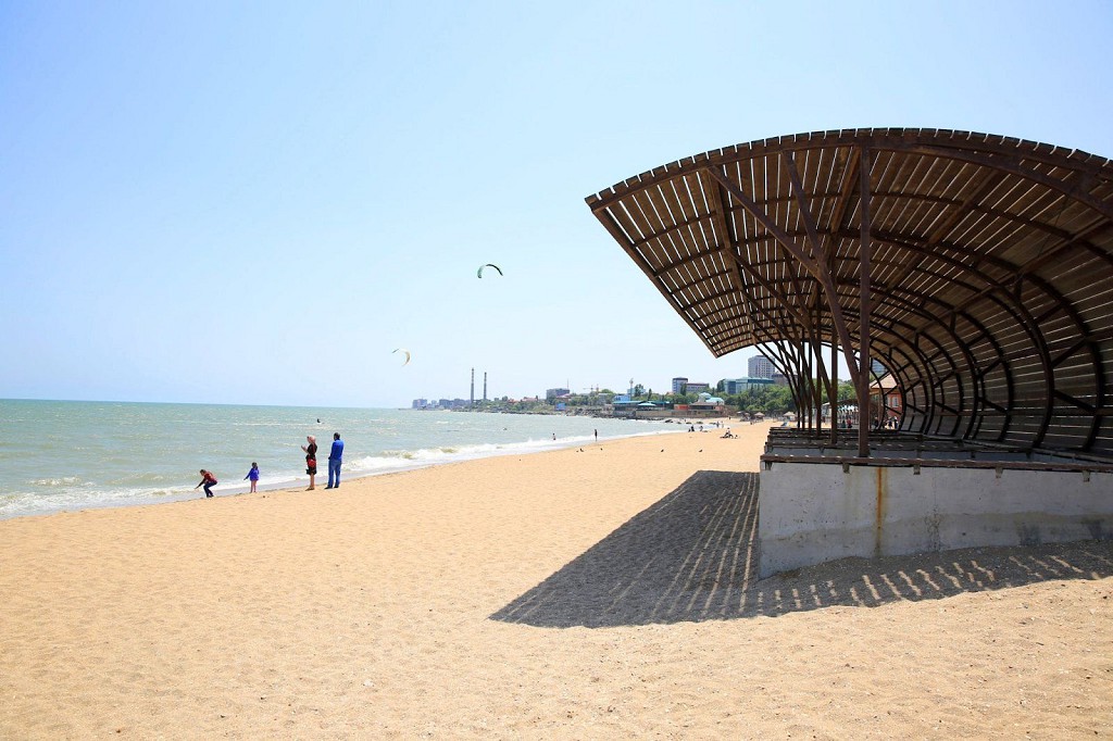 Городской пляж Махачкалы