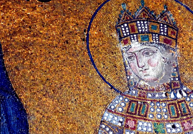 Мозаичное изображение императрицы Зои можно увидеть в Софийском храме Мозаичное изображение императрицы Зои можно увидеть в Софийском храме