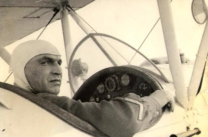 В.Чкалов - летчик-испытатель