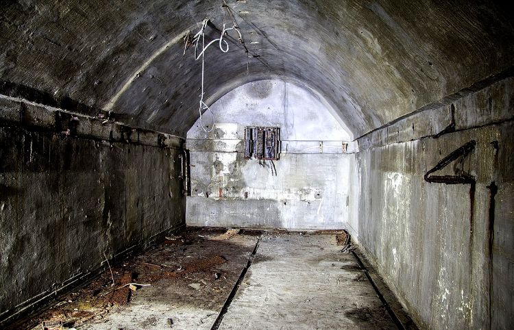 Из этих помещений шло руководство многими военными операциями в Новороссийске