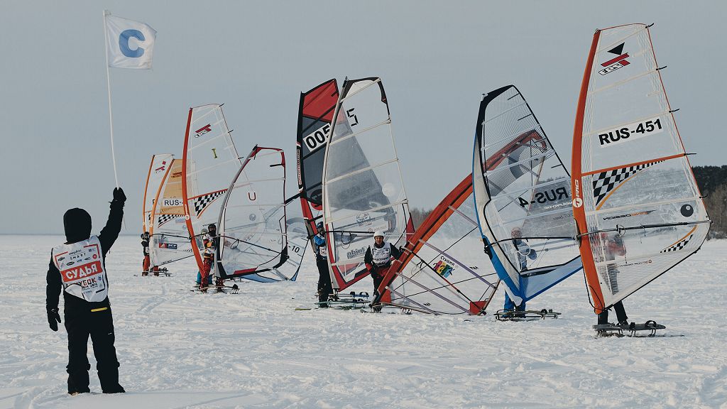 Зимний виндсерфинг