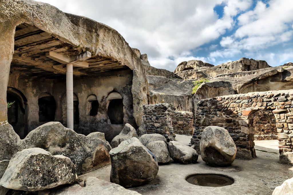 Парадный вход