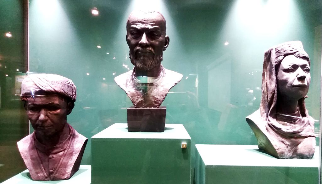 Так выглядели жители Булгара в 13 веке. Реконструкция из захоронений Так выглядели жители Булгара в 13 веке. Реконструкция из захоронений