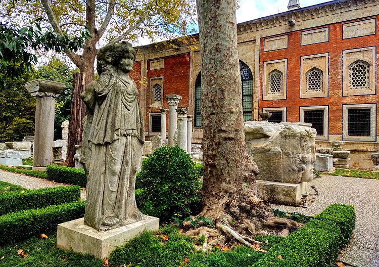 Соседство византийской и османской культур в Стамбуле очень близкое