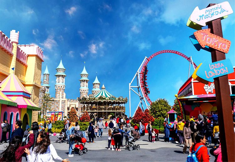 Парк развлечений Виаленд - это стамбульский "Диснейленд"