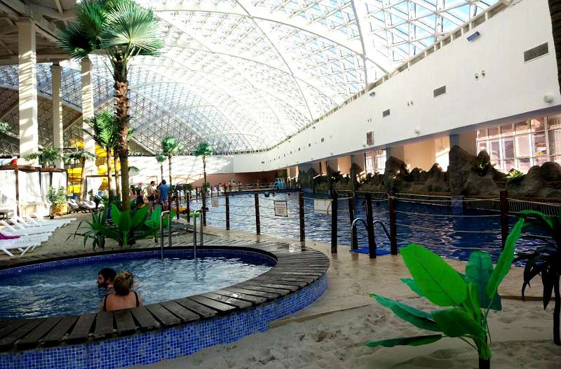 Аквапарк «Mountain Beach» работает круглый год Аквапарк «Mountain Beach» работает круглый год