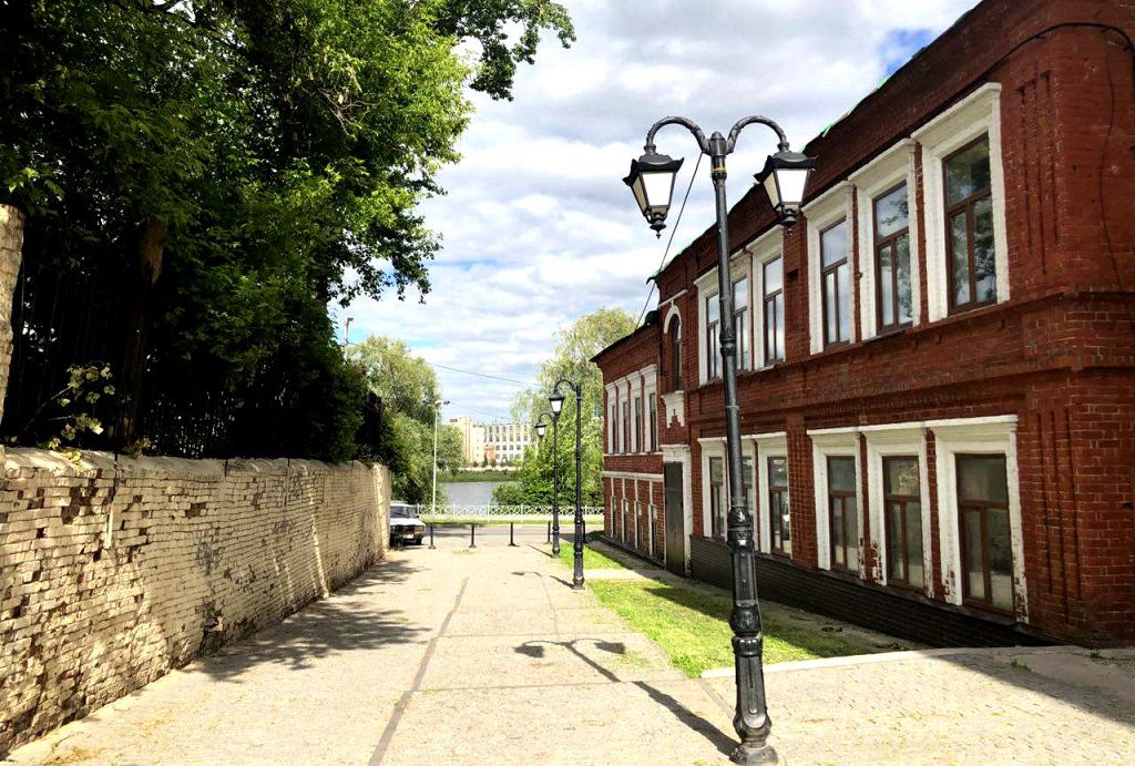 Улочка Кунче - самая короткая в Старо-Татарской слободе