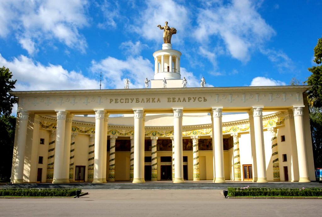 18 Павильон строился для "Белоруссии", потом стал "Электроникой"