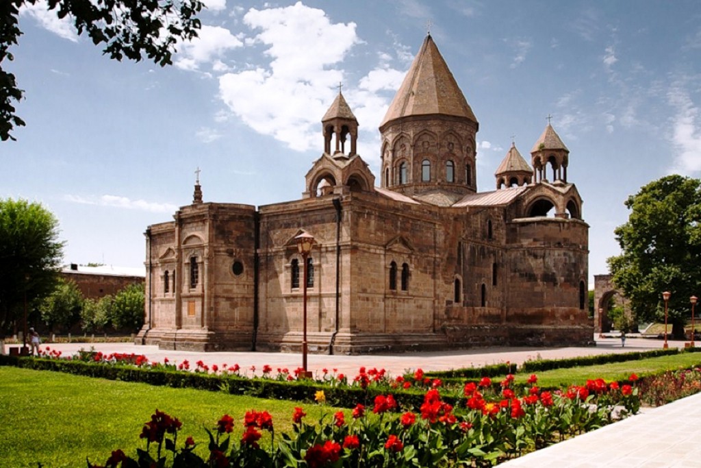 Эчмиадзинский собор
