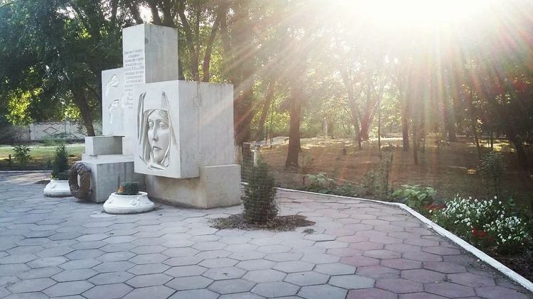 Памятник жертвам террористического акта