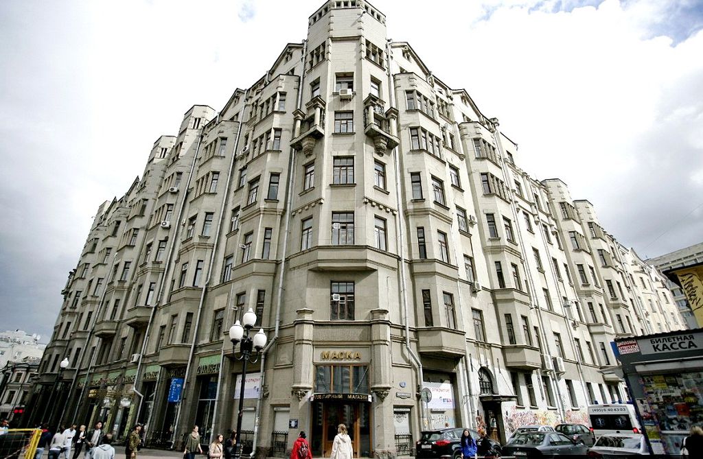 В начале 20 столетия дом № 35 был столичной высоткой