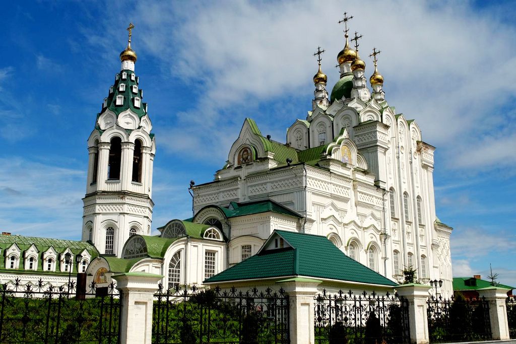 Троицкий храм тоже является интереснейшим историко-туристическим объектом