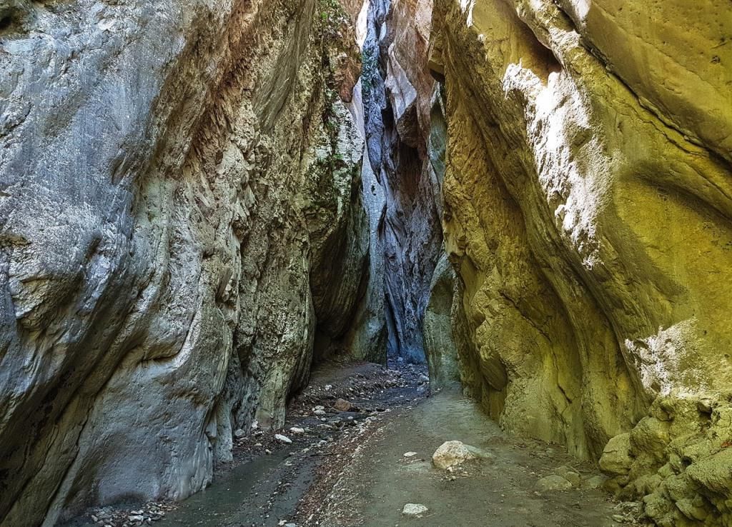 Карадахская теснина