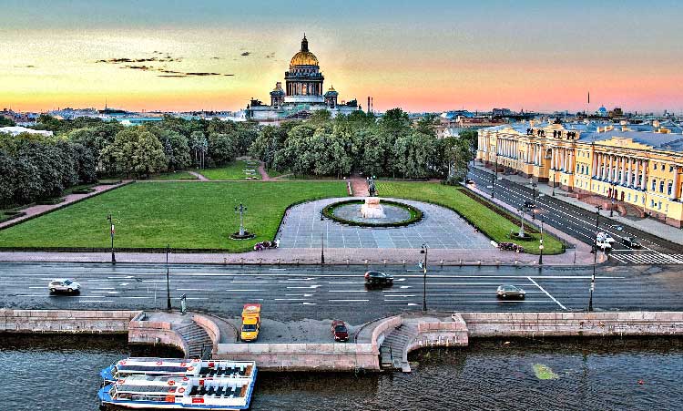 Площадь декабристов в санкт петербурге фото