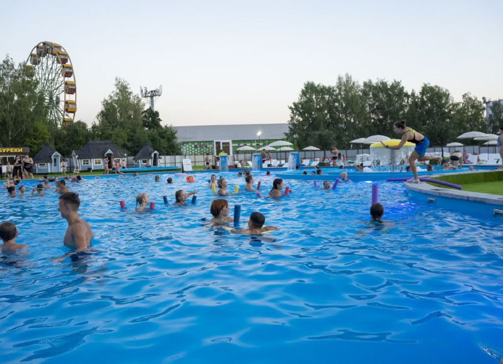 Открытый бассейн Нижнекамского термо