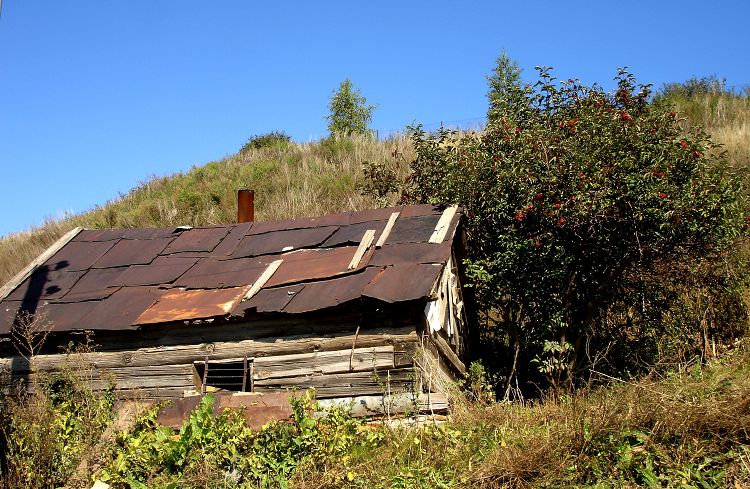 Сейчас сложно представить, что в 2009 году многие дома Свияжска выглядели так
