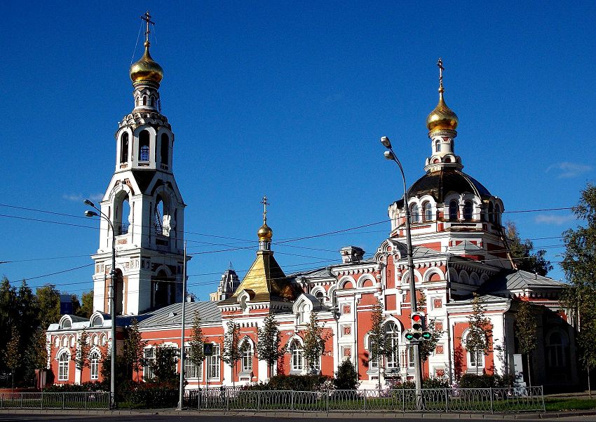 История Варваринского храма весьма интересна, а сам храм очень красив