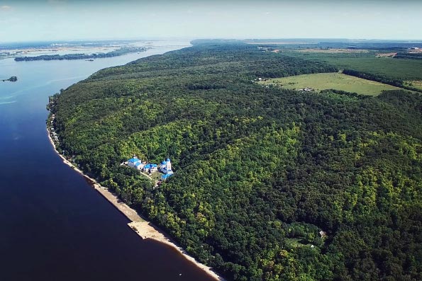 Свияжская Макарьевская пустынь вид сверху