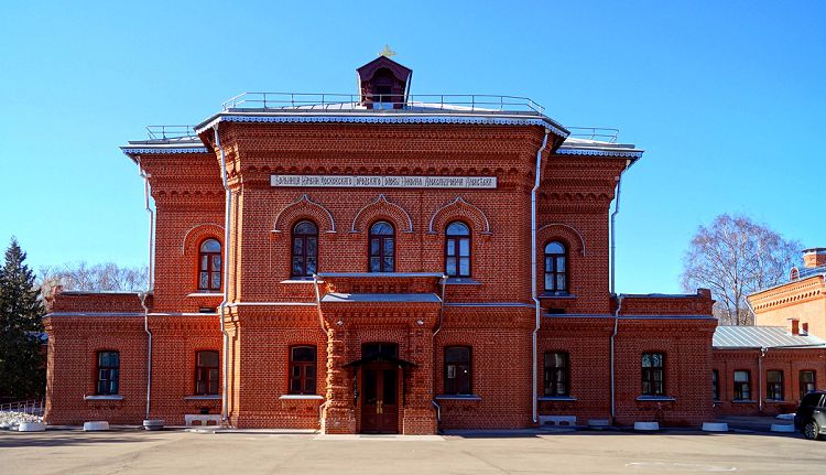 Знаменитая психлечебница на Канатчиковой даче с 19 века носит имя Н.Алексеева