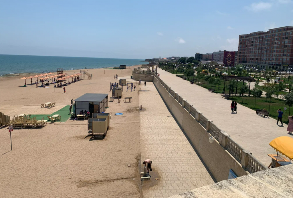 Пляжи Дербента