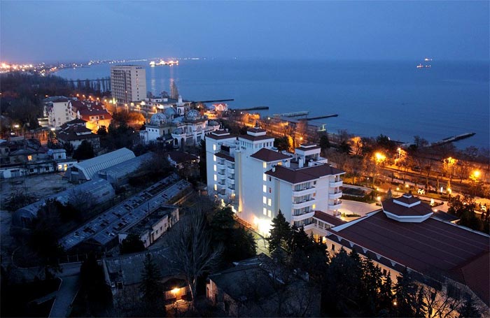 Феодосия постепенно превращается в современный крымский курортный город