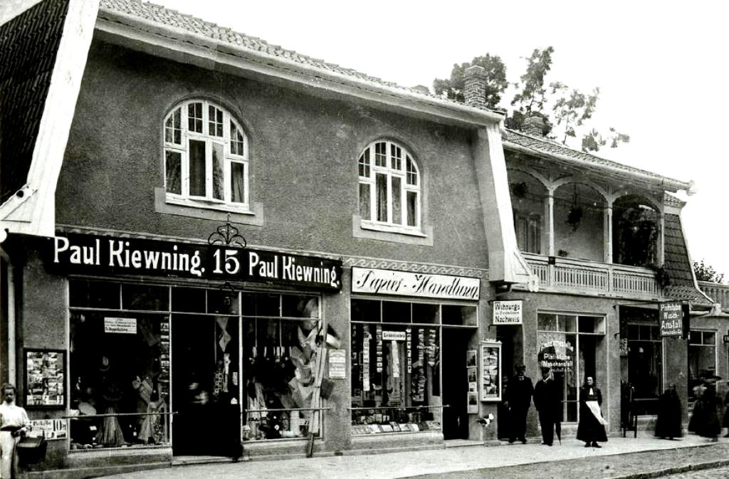 В довоенное время на Кенигсбергерштрассе этот дом имел № 15 