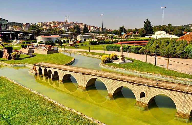 Прогулка по Миниатюрку это очень насыщенное и позитивное времяпровождение