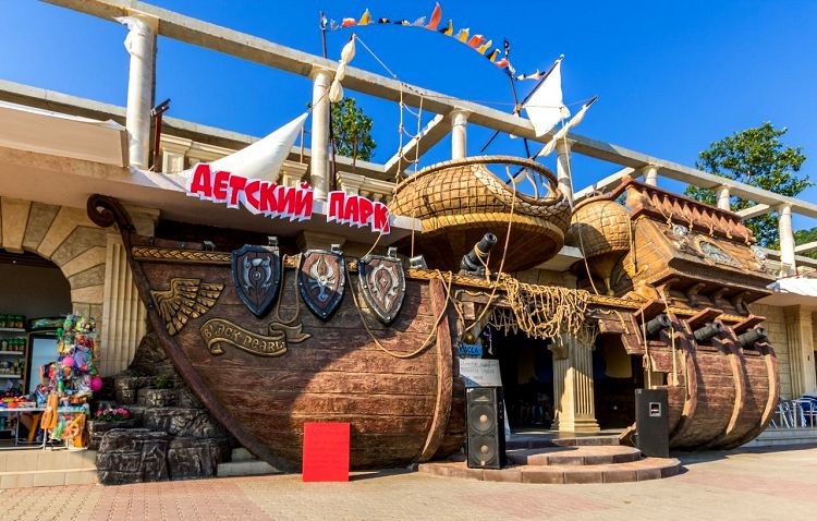 На Приморском бульваре всегда найдется чем занять детей