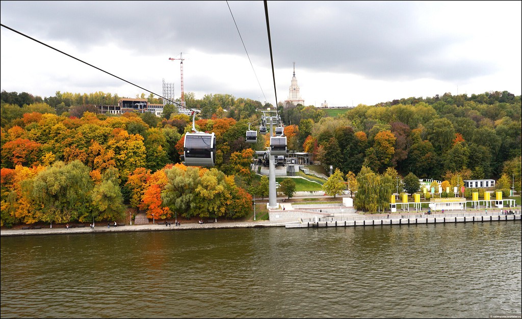 Воробьевы горы - это природная и историческая достопримечательность Москвы