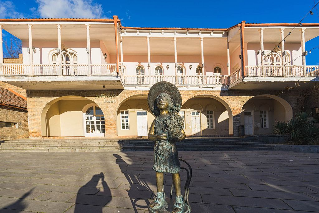 Дворец бракосочетания ожидает влюбленных круглосуточно