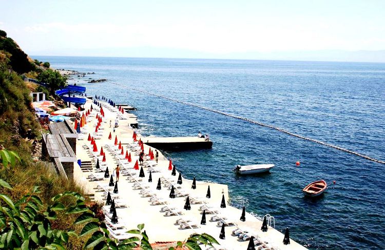 Сегодня на бывшем Острове Патриархов имеется несколько платных пляжей