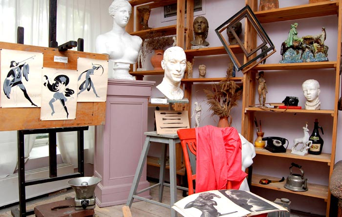 В мастерской Дома-музея В.Мухиной