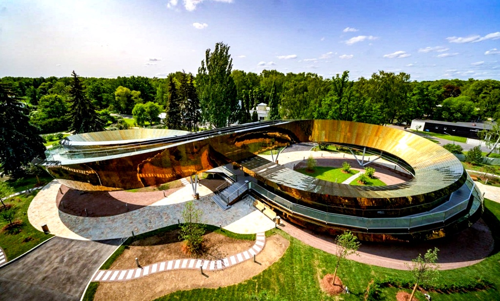 Сад пяти чувств - это одно природное ландшафтное пространство ВДНХ